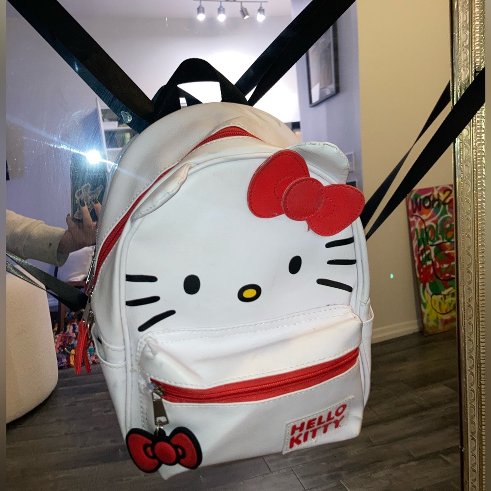 HELLO KITTY MINI BACKPACK